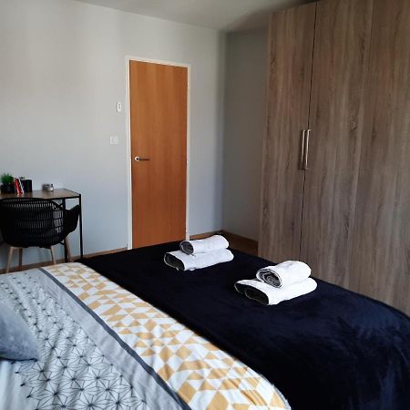 Chambre Double Dans Maison Chaleureuse Et Familiale Carcassonne Ngoại thất bức ảnh