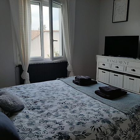 Chambre Double Dans Maison Chaleureuse Et Familiale Carcassonne Ngoại thất bức ảnh